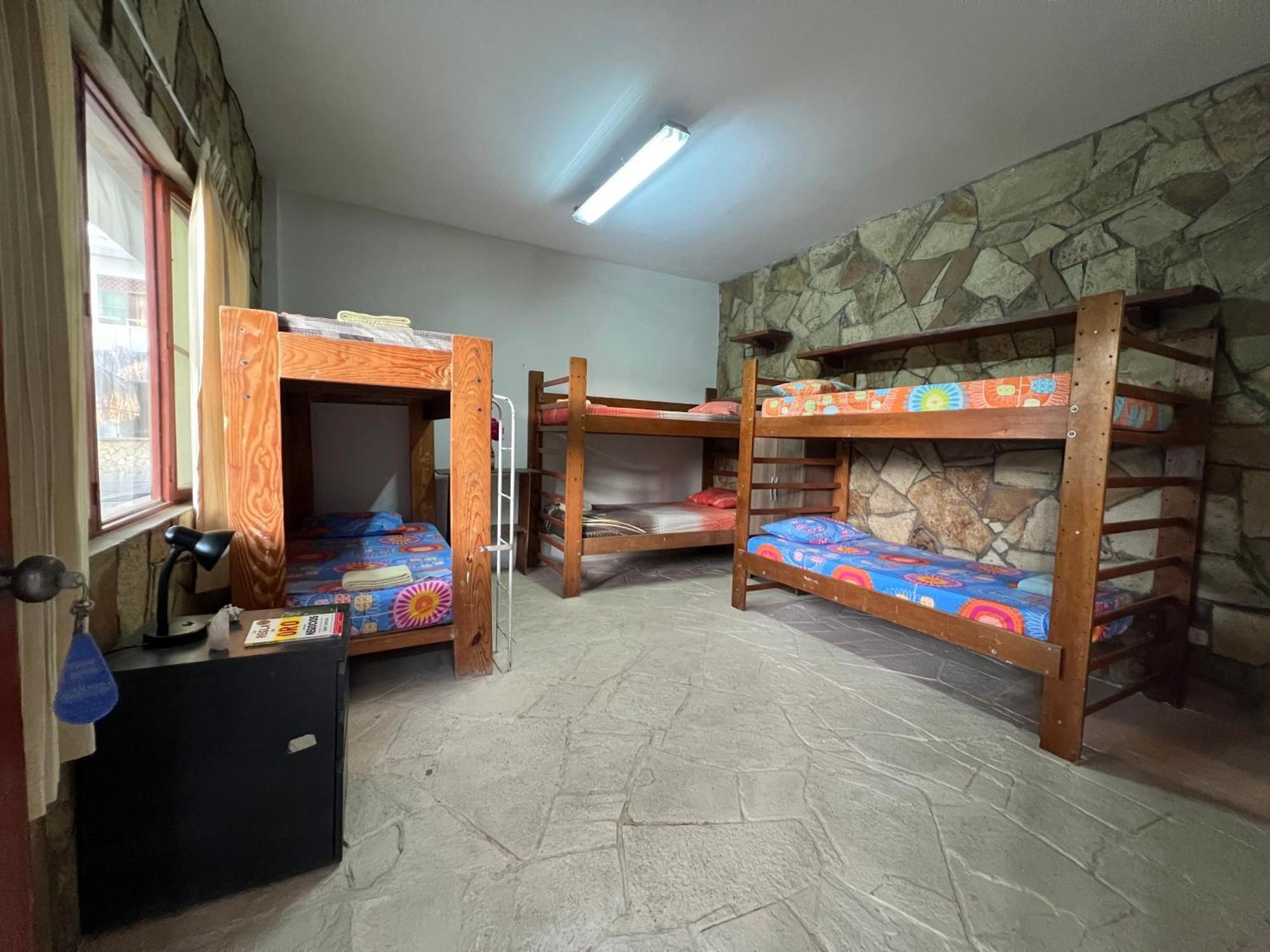 Хостел Stone House Манкора Екстер'єр фото